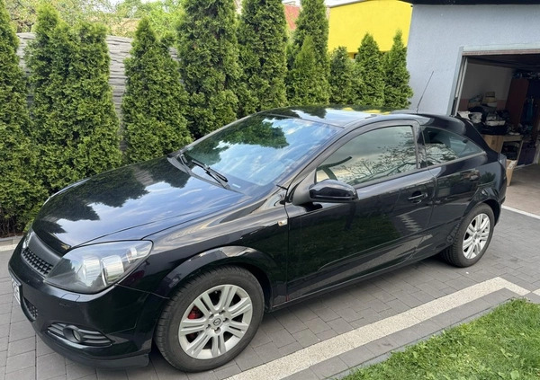 Opel Astra cena 9500 przebieg: 165918, rok produkcji 2007 z Sosnowiec małe 106